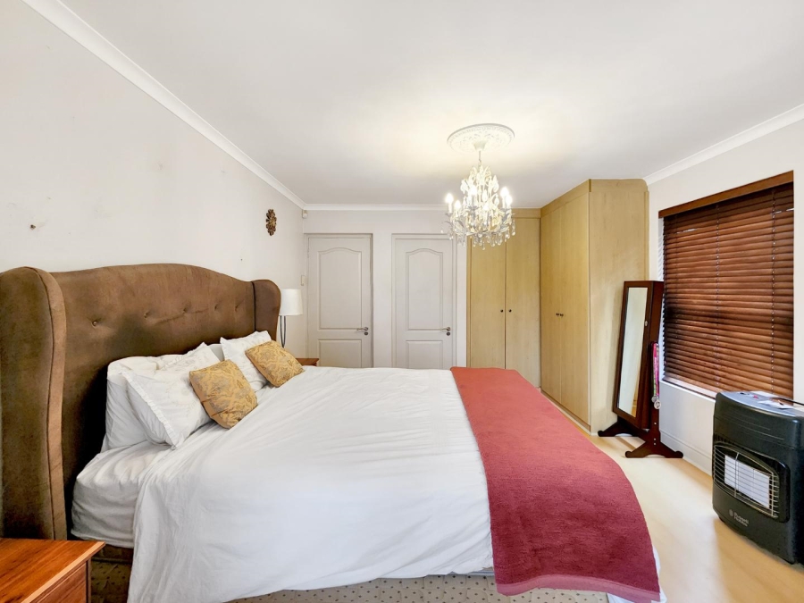 To Let 2 Bedroom Property for Rent in Gardens Western Cape